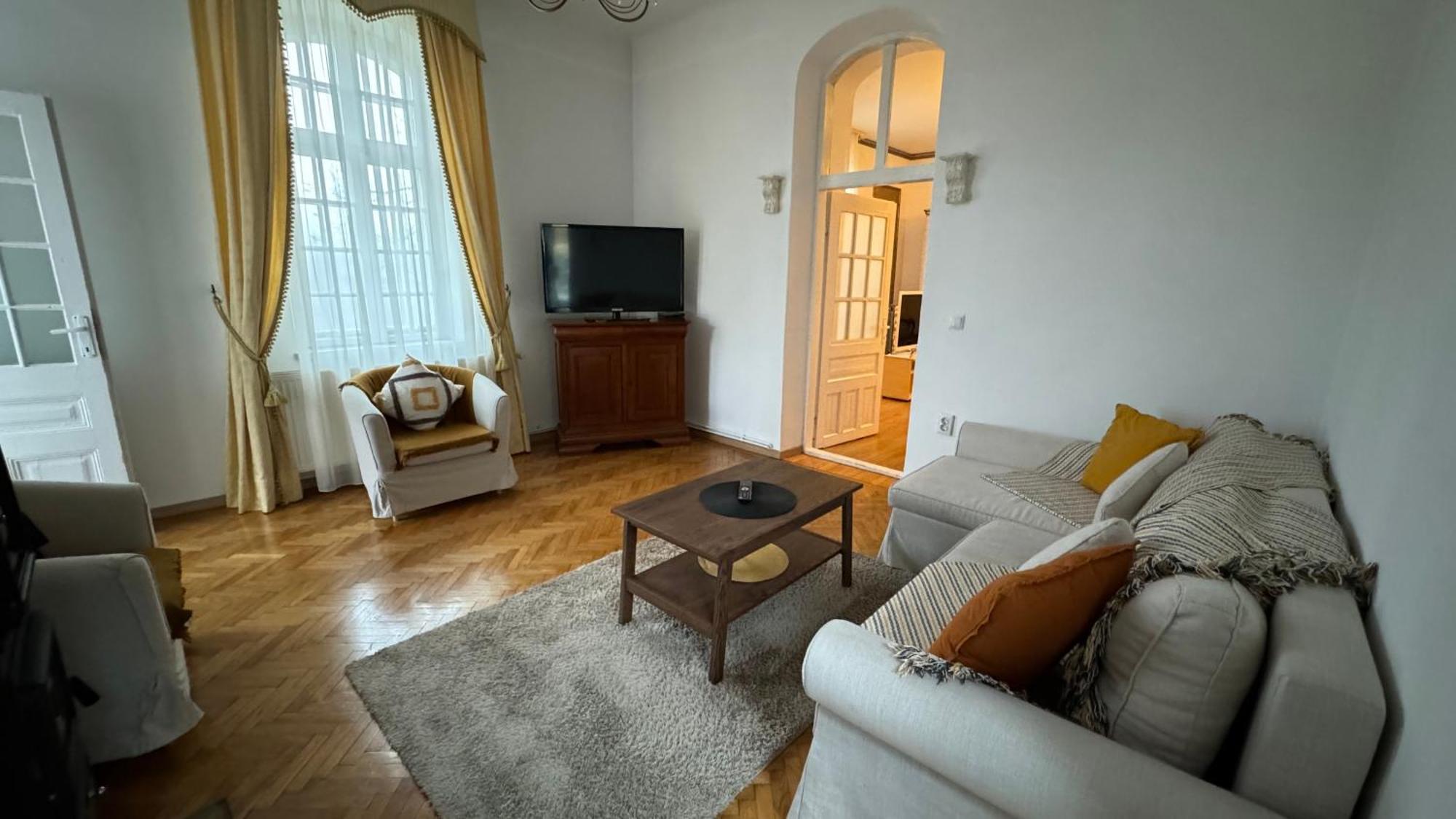 Castelul Cantacuzino Buşteni Exterior foto